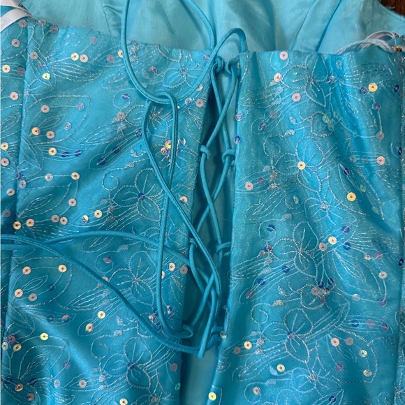 Vintage Blondie Nites Elegant Blue Halter Dress sz 9/10 - Picture 2 of 6